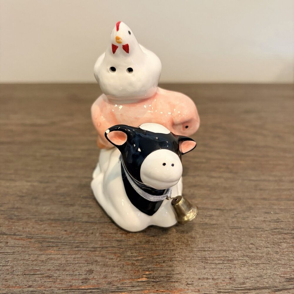 VTG Stacked Cow, Pink Pig & White Chicken Salt & Pepper Shakers *red*